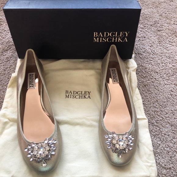 NWT 8.5 Badgley Mischka Bianca flats wedding - Picture 4 of 8